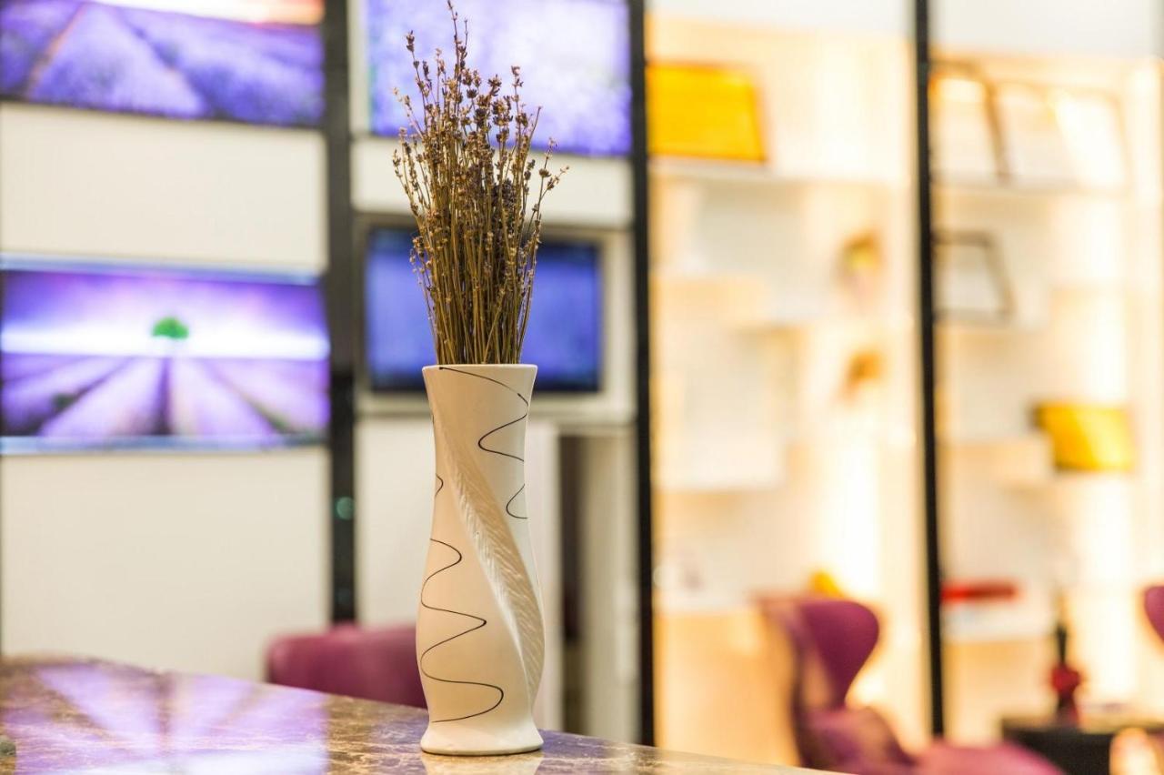 Lavande Hotels Heze Changjiang Road Wanda Plaza Εξωτερικό φωτογραφία